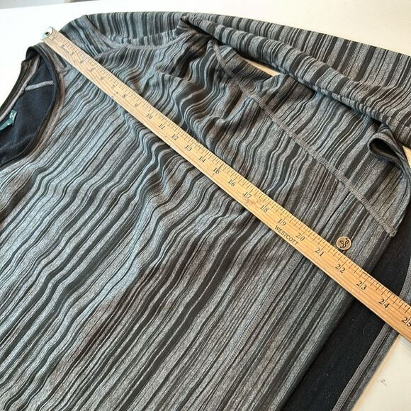 Prana black and gray long sleeve workout top size large - Picture 7 of 8